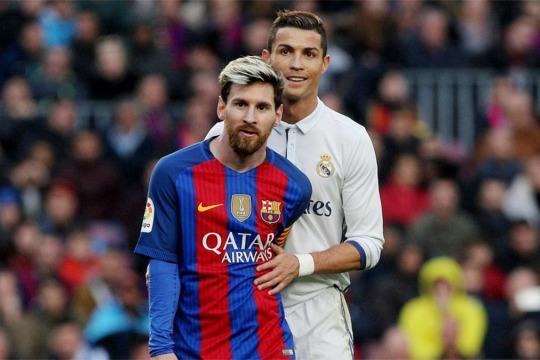 [中超]河南队连续进攻 钟义浩乱战中进球