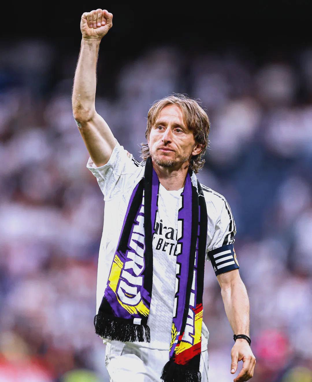 北控近4战3负+20分惨负浙江引热议！媒体人：张庆鹏帅位危矣