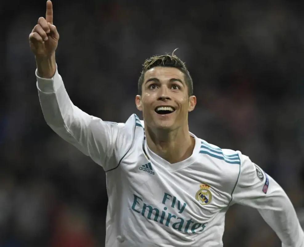 《高达钢铁之诗》尹正代言宣传片公开，王牌指挥官出击！