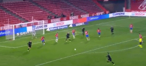 25分7板9助！就在今天，一项由科比保持的NBA纪录被华子打破了